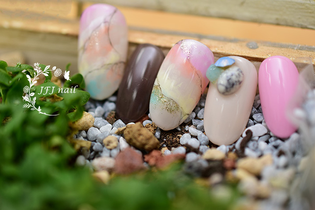 Rainbow Stone-2.jpg - Colorful Nail 彩色作品