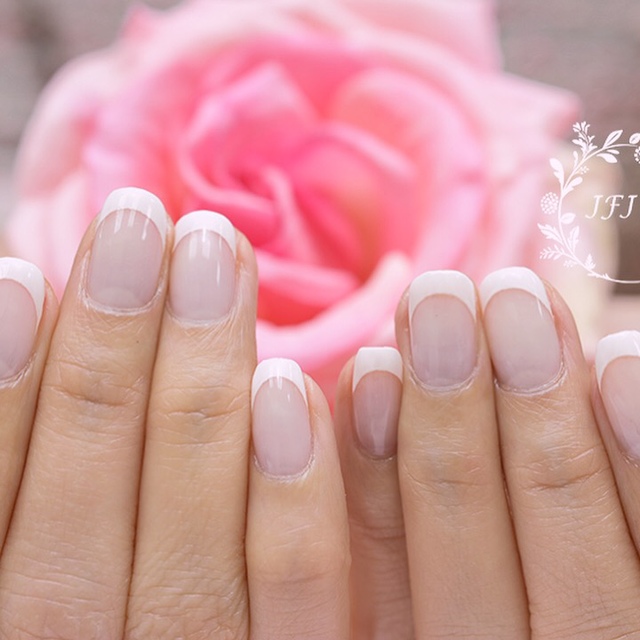 Clear French-1.JPG - 唯美法式 French Nail