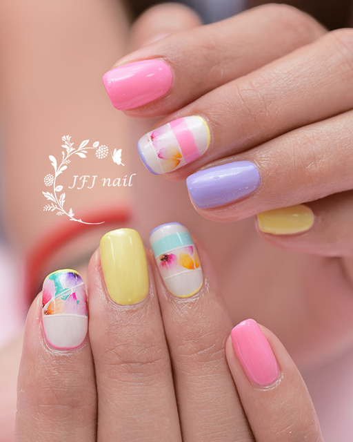 Watercolor Flower.jpg - Colorful Nail 彩色作品